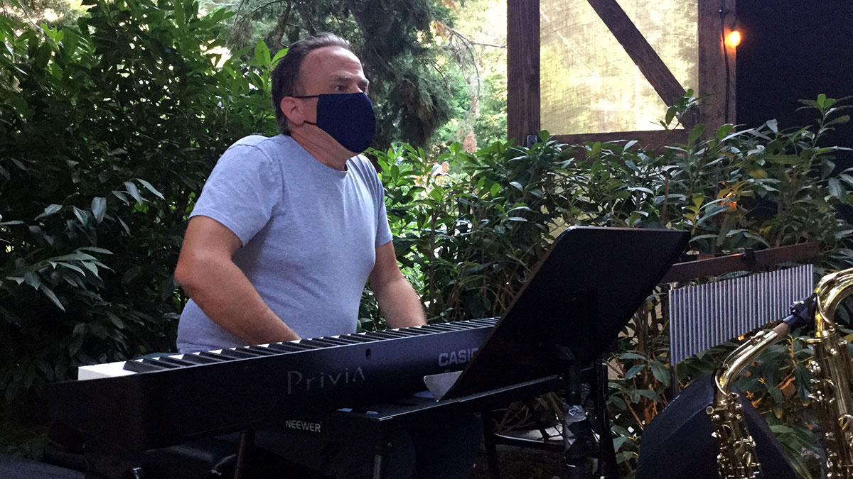 Grammy-winning keyboardist George Whitty